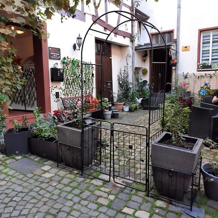Kleine Altstadt Oase Apartment แบร์นคาสเทล-คืสท์ ภายนอก รูปภาพ