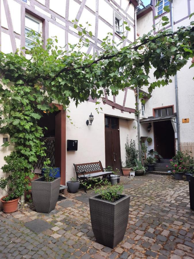 Kleine Altstadt Oase Apartment แบร์นคาสเทล-คืสท์ ภายนอก รูปภาพ