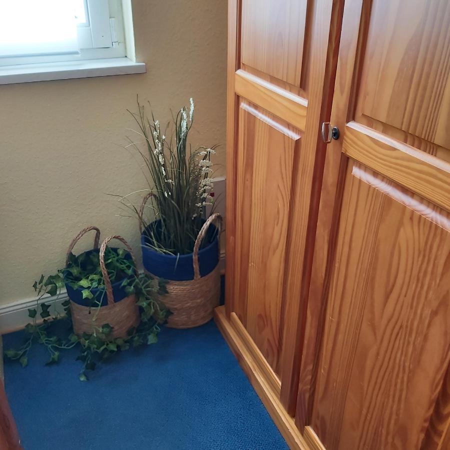 Kleine Altstadt Oase Apartment แบร์นคาสเทล-คืสท์ ภายนอก รูปภาพ