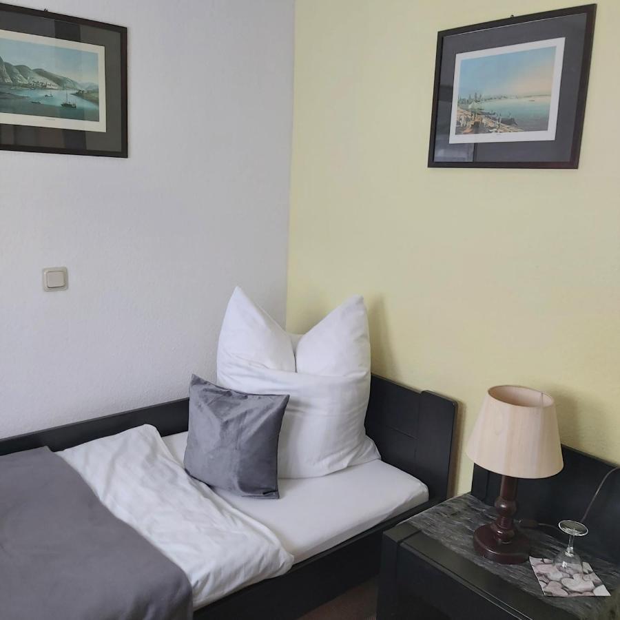 Kleine Altstadt Oase Apartment แบร์นคาสเทล-คืสท์ ภายนอก รูปภาพ
